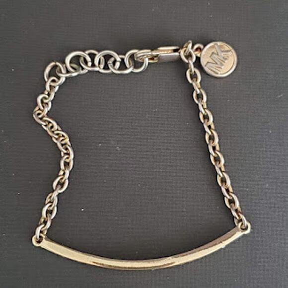 Michael Kors Pave Bar Bracelet Gold Tone with Lobster Clasp - Picture 9 of 9